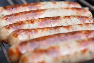 Thick Pork Sausages with Cider Sauce